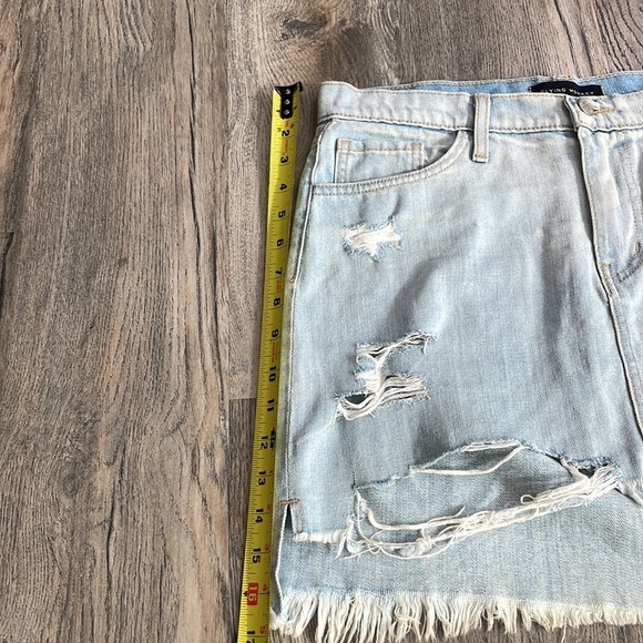 Flying Monkey Women’s Distressed Denim Jean Skirt, size 29 - Picture 8 of 9